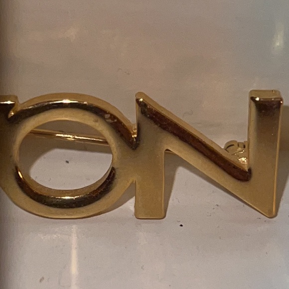 Avon Pin With Sparkling Stone Vintage - Picture 4 of 7